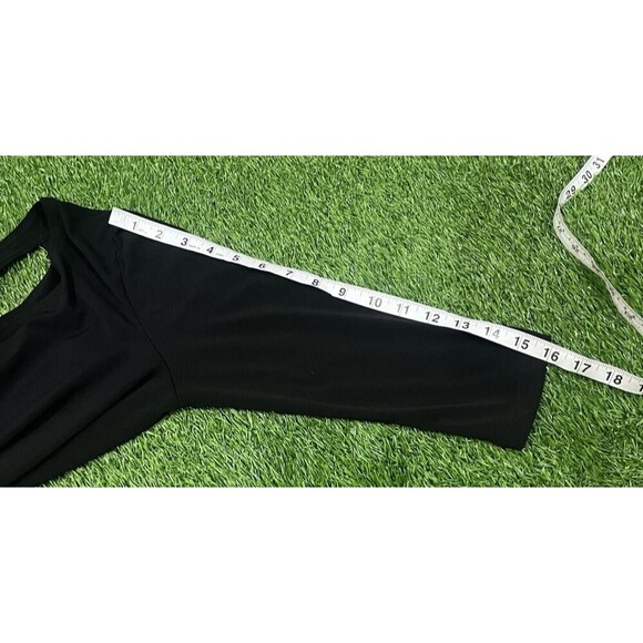 Clara Sun Woo Women’s 3/4 Sleeve Black Top Size Small Cut Out Asymmetrical hem - Picture 7 of 8